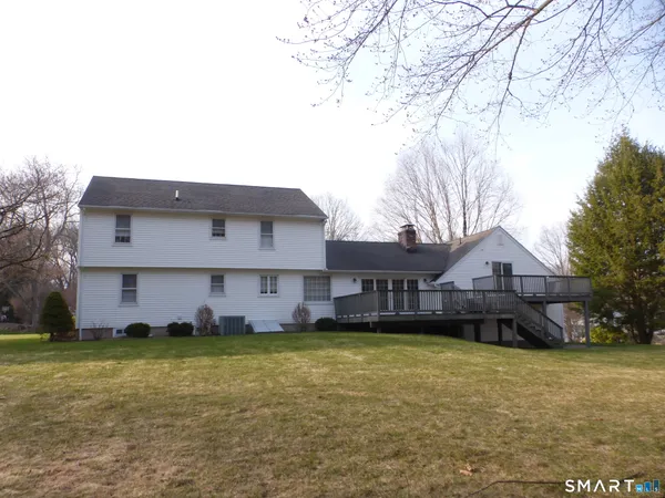 $689,900 | 463 Payne Drive, Cheshire, CT 06410