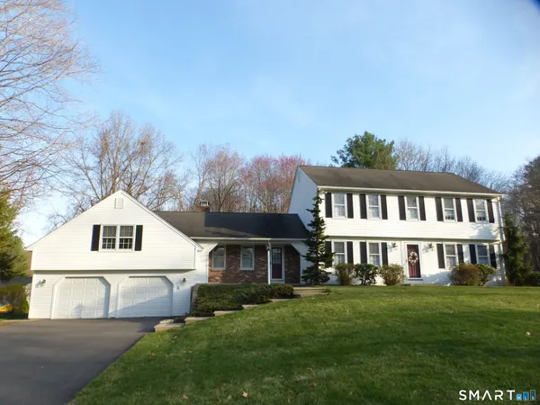 $689,900 | 463 Payne Drive, Cheshire, CT 06410