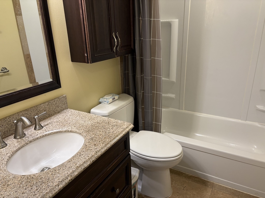 1 Autumn Lane, Unit 1 Amherst, MA 01002 - Photo 9 of 24