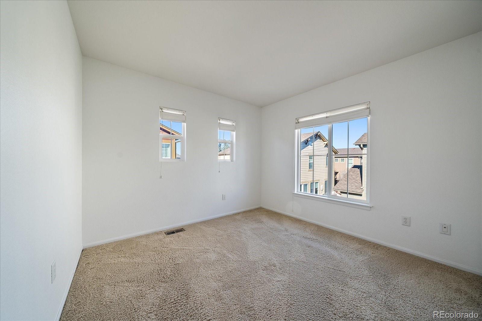 10582 Ashfield Street Highlands Ranch, CO 80126 - Photo 30 of 38 Gallery Image 30
