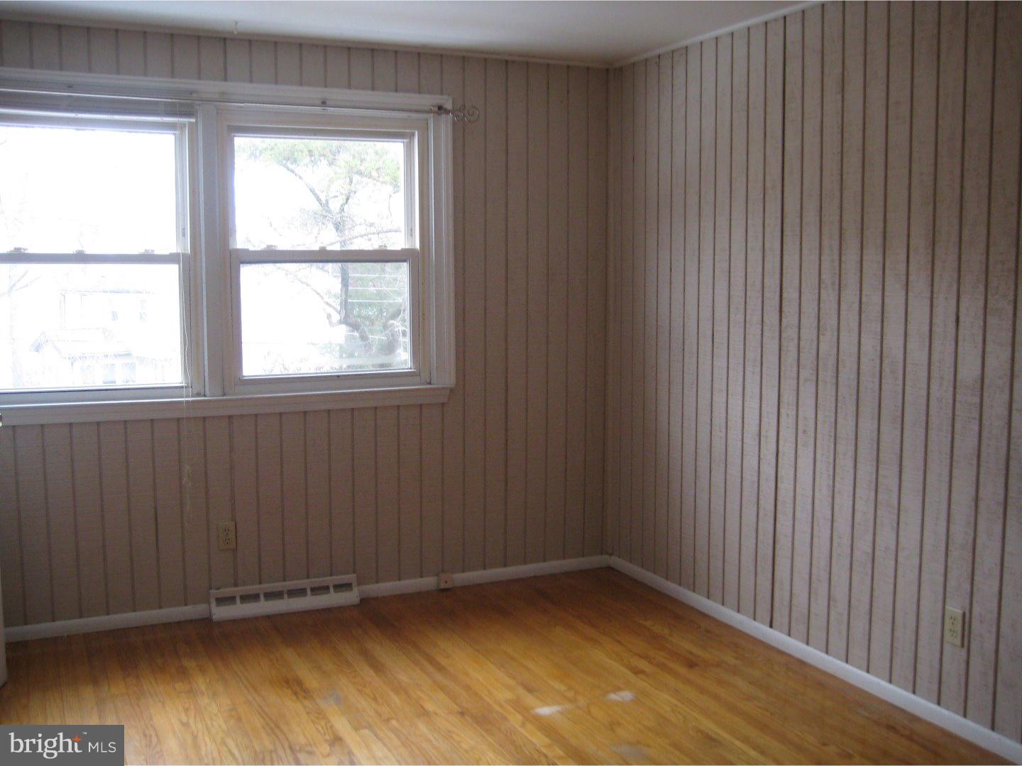 31 Harvard Road Voorhees, NJ 08043 - Photo 12 of 19 Bedroom - Main