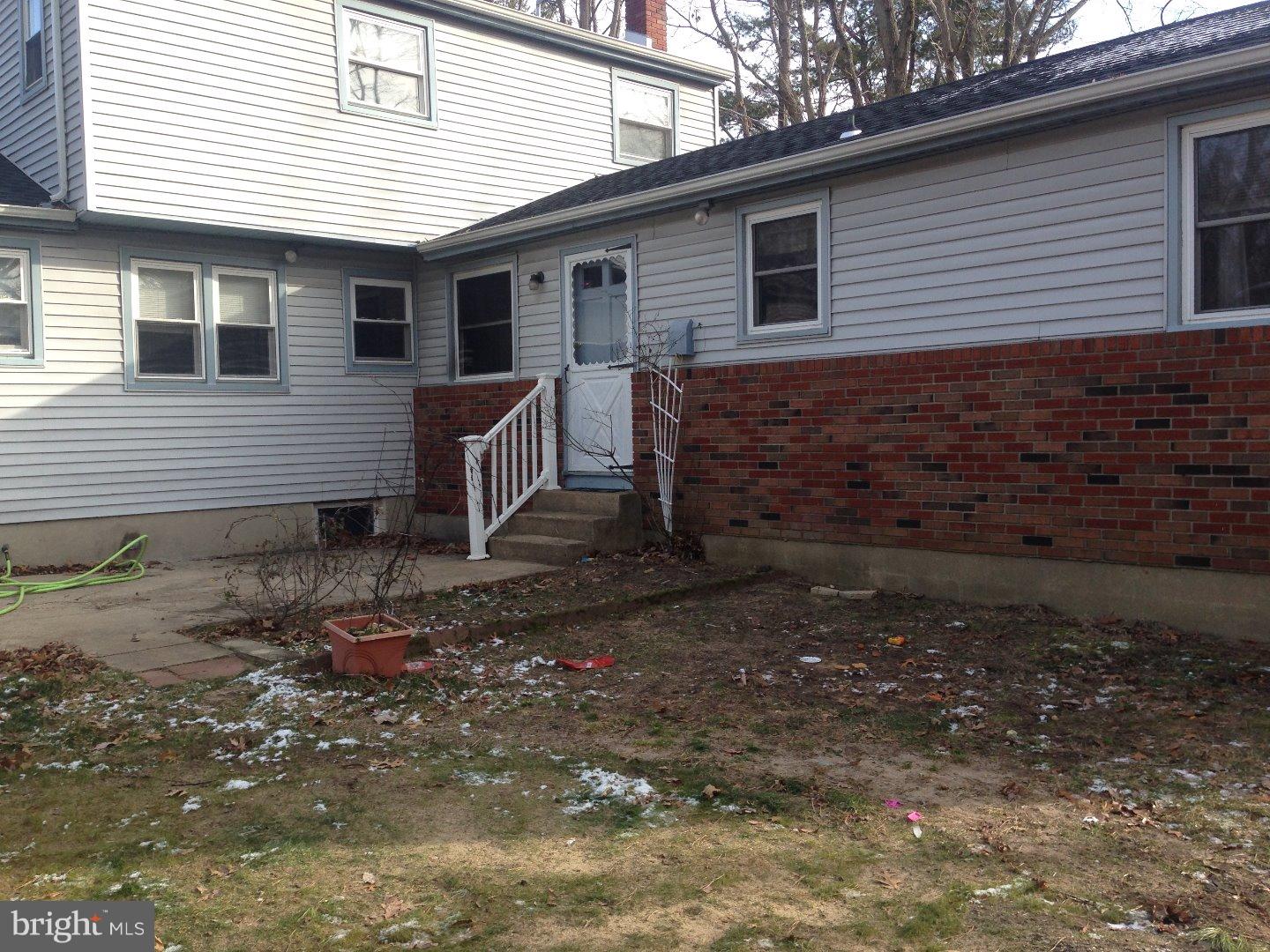 31 Harvard Road Voorhees, NJ 08043 - Photo 17 of 19 Exterior Back