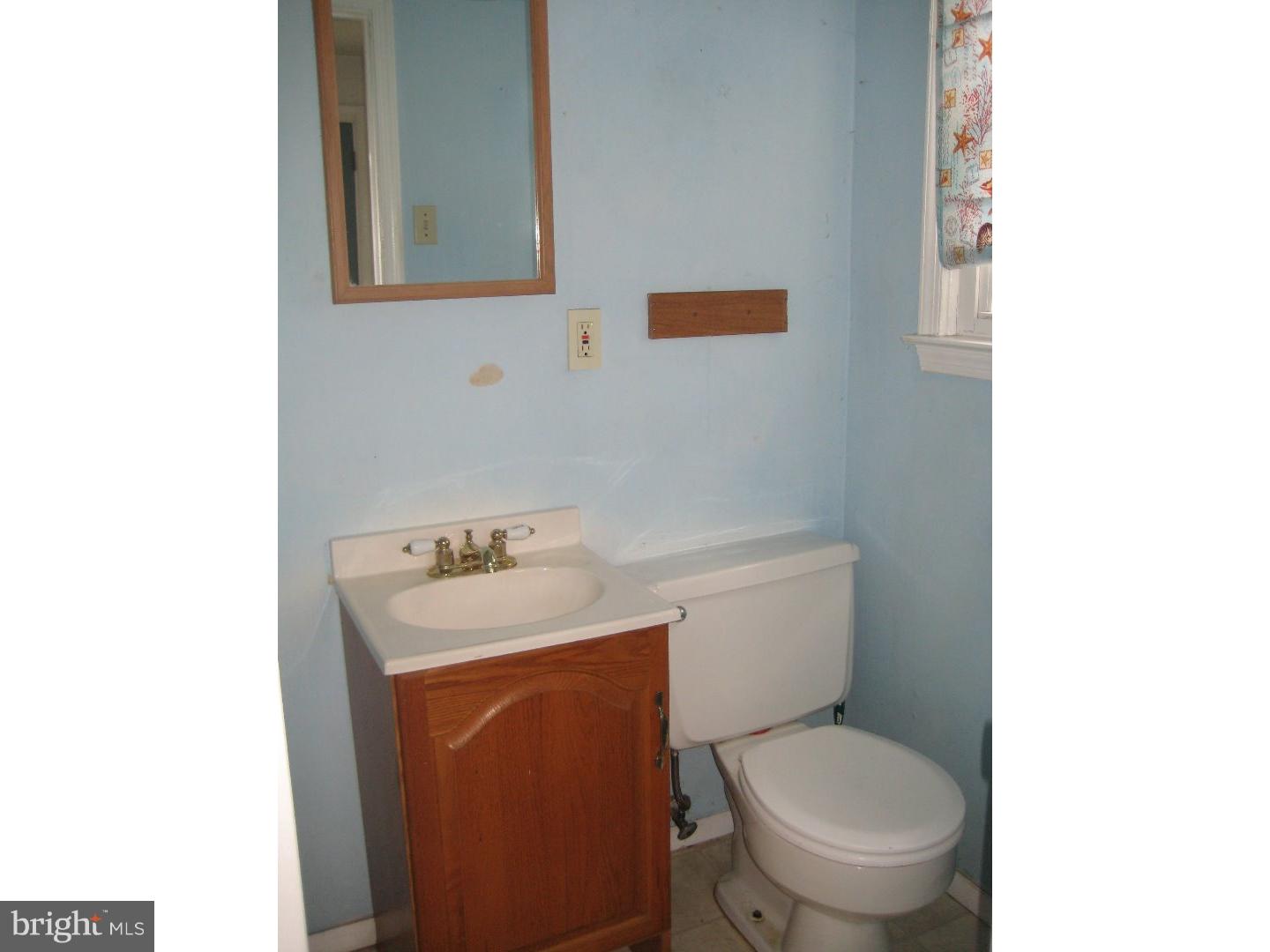 31 Harvard Road Voorhees, NJ 08043 - Photo 10 of 19 Bathroom