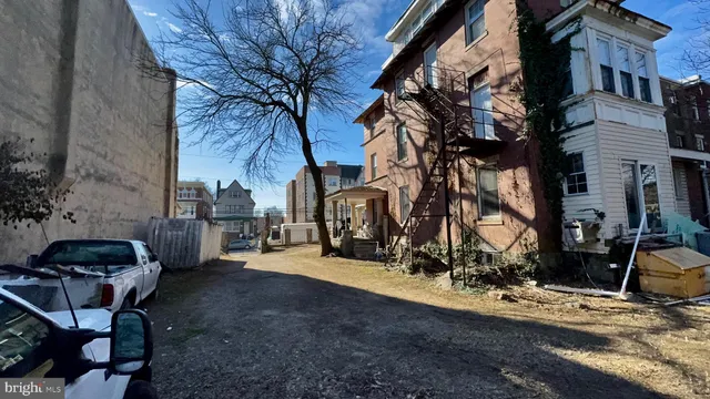 $2,500,000 | 5015 Pine Street, Philadelphia, PA 19143