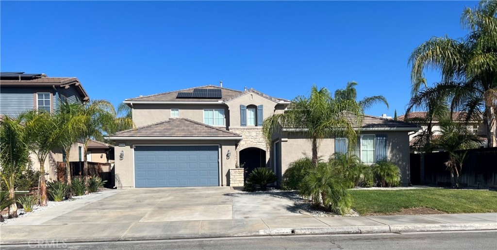 42249 CLAIRISSA Way Murrieta, CA 92562 - Photo 45 of 47 a front view of a house with a yard