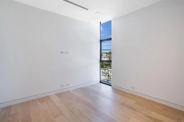 $3,100,000 | 1904 Southwest 22nd Terrace, Miami, FL 33145