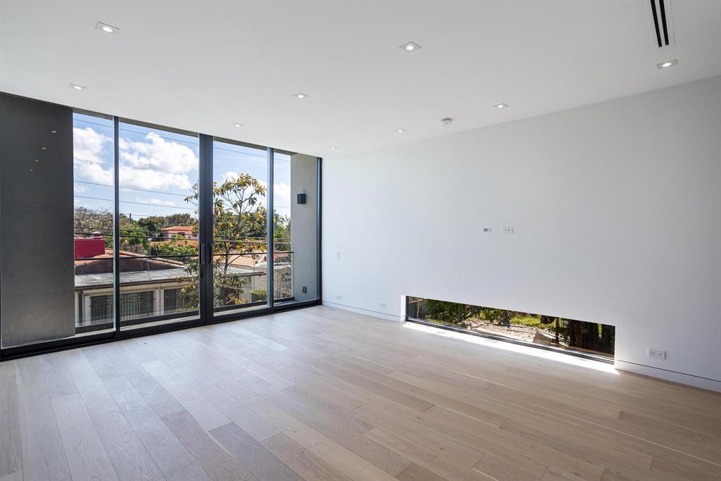 1904 Southwest 22nd Terrace Miami, FL 33145 - Photo 8 of 30