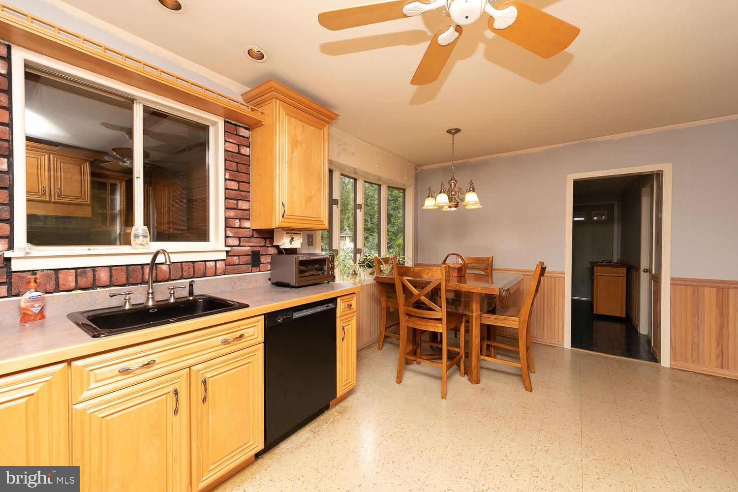 55 Bright Road Hatboro, PA 19040 - Photo 4 of 25