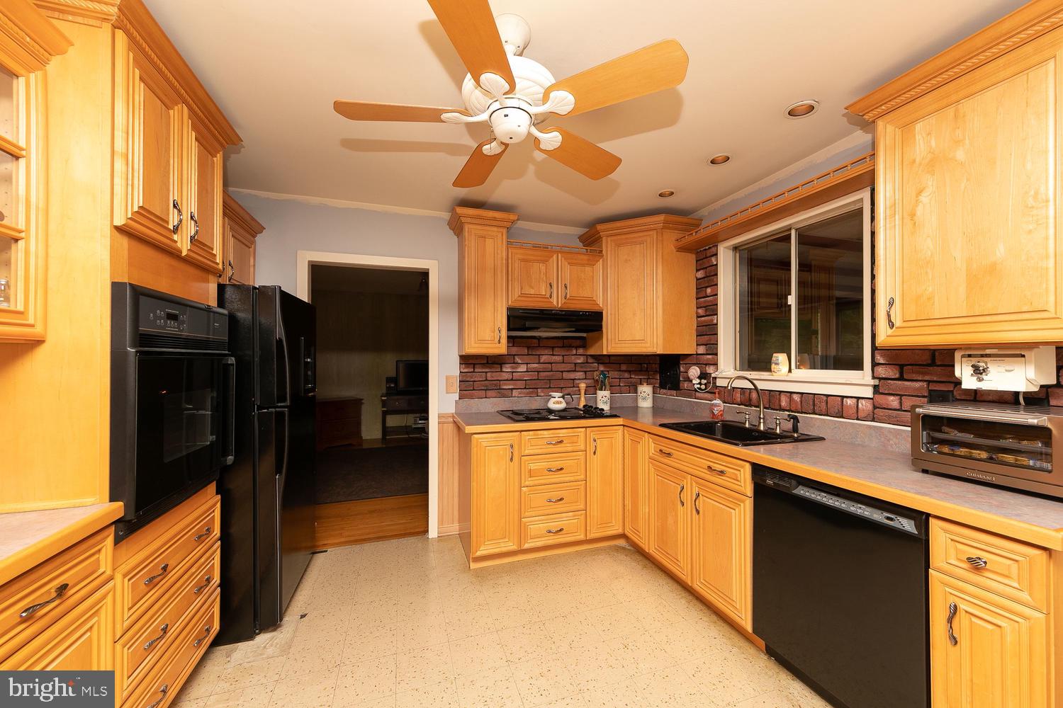 55 Bright Road Hatboro, PA 19040 - Photo 5 of 25