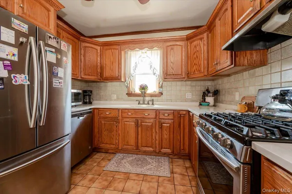 $1,300,000 | 35 Healy Avenue, Inwood, NY 11096