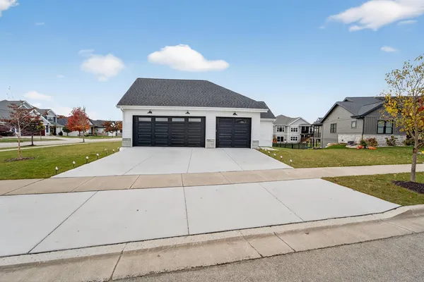 $775,000 | 152 Larkspur Lane, DeForest, WI 53532