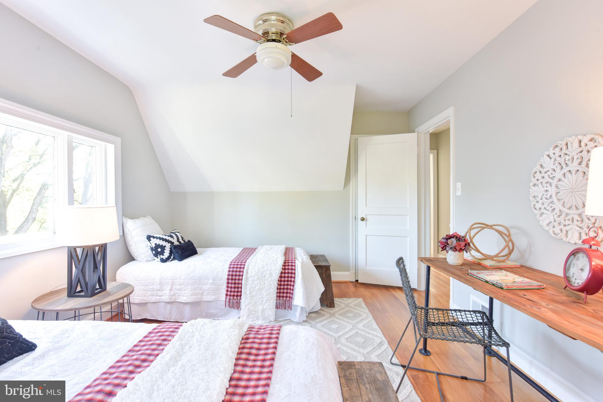 2016 Scroggins Road Alexandria, VA 22302 - Photo 20 of 41 Bedroom