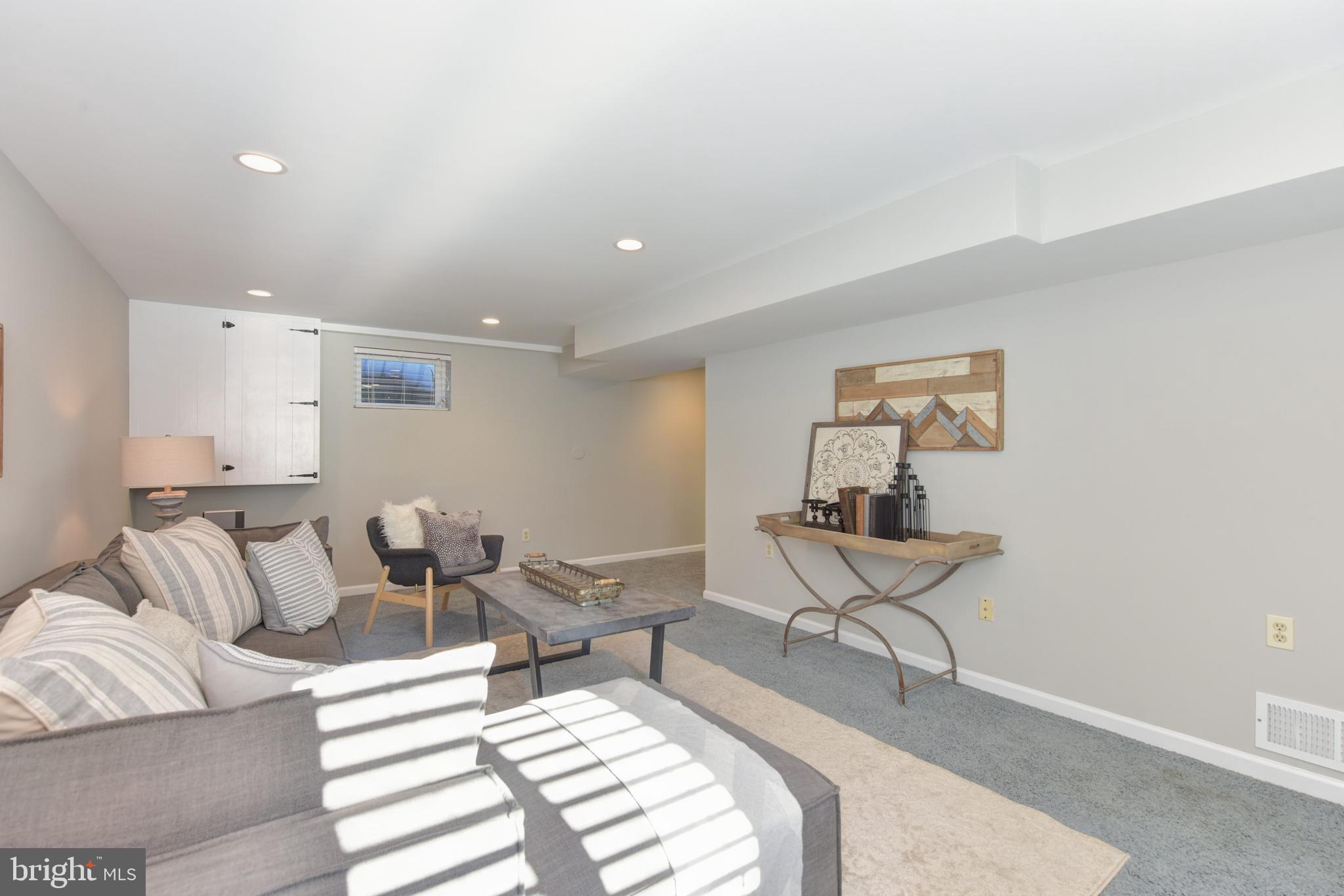 2016 Scroggins Road Alexandria, VA 22302 - Photo 25 of 41 Bedroom