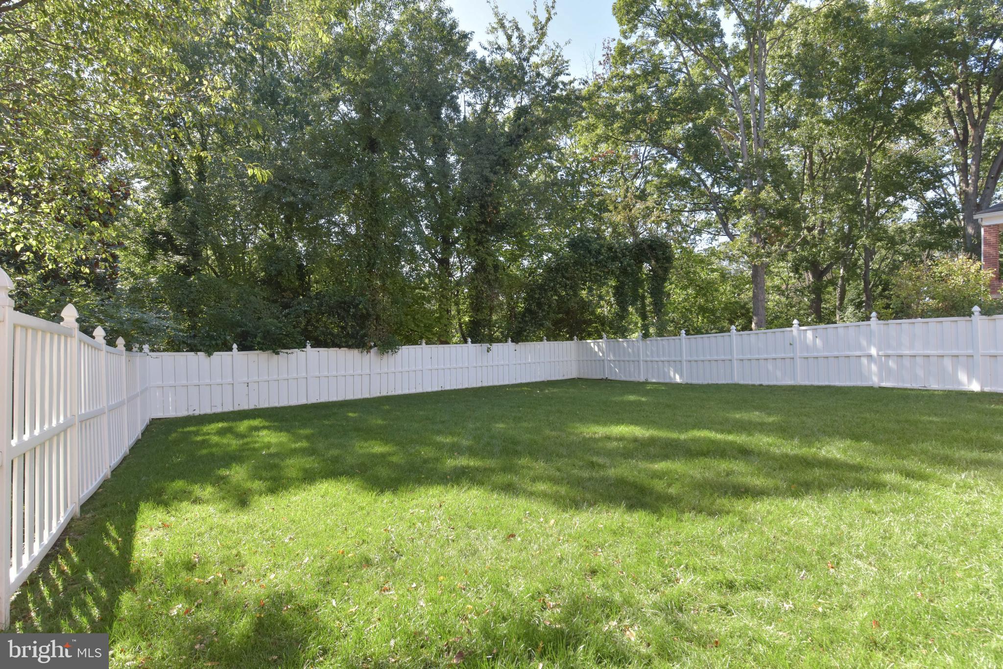 2016 Scroggins Road Alexandria, VA 22302 - Photo 29 of 41 Exterior - Rear