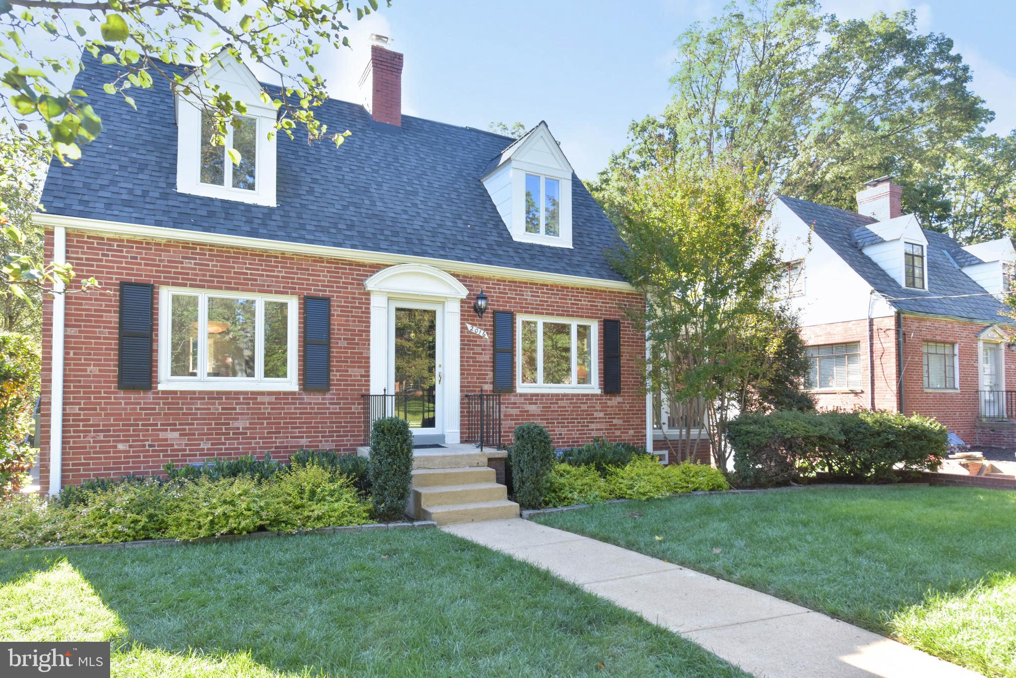 2016 Scroggins Road Alexandria, VA 22302 - Photo 37 of 41 Exterior Front