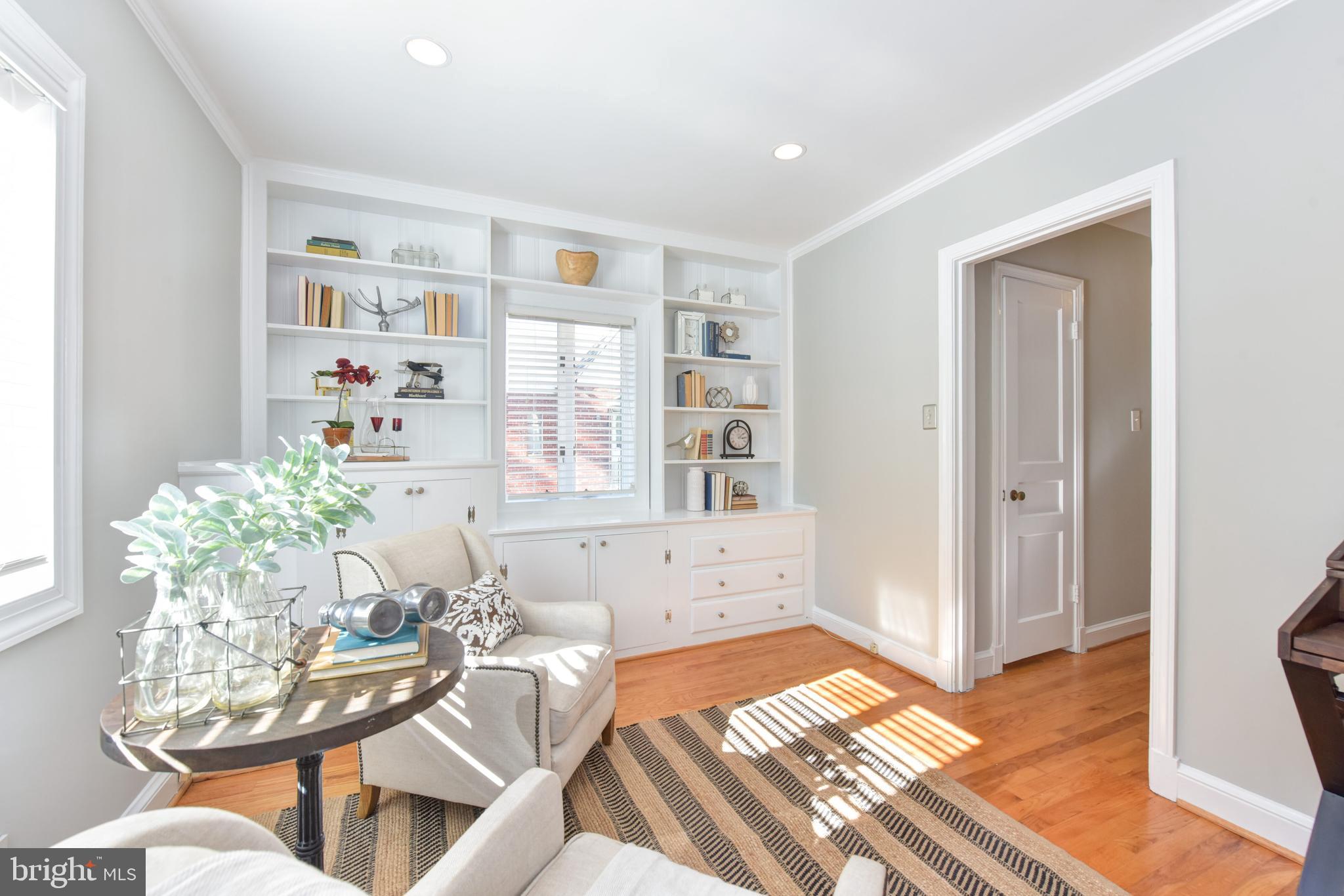 2016 Scroggins Road Alexandria, VA 22302 - Photo 7 of 41 Study
