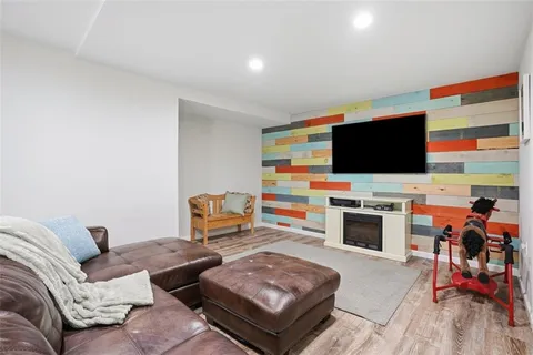 $849,900 | 114 Overbrook Drive, Cranberry Township, PA 16066