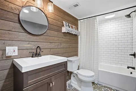 $849,900 | 114 Overbrook Drive, Cranberry Township, PA 16066