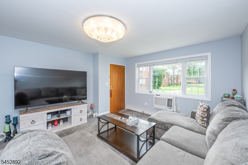 1247B Valley Road, Unit A Wayne, NJ 07470 - Photo 10 of 21 Gallery Image 10
