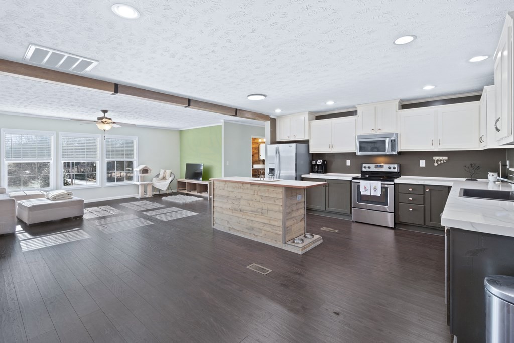 735 Groover Road Spring City, TN 37381 - Photo 13 of 38 Gallery Image 13