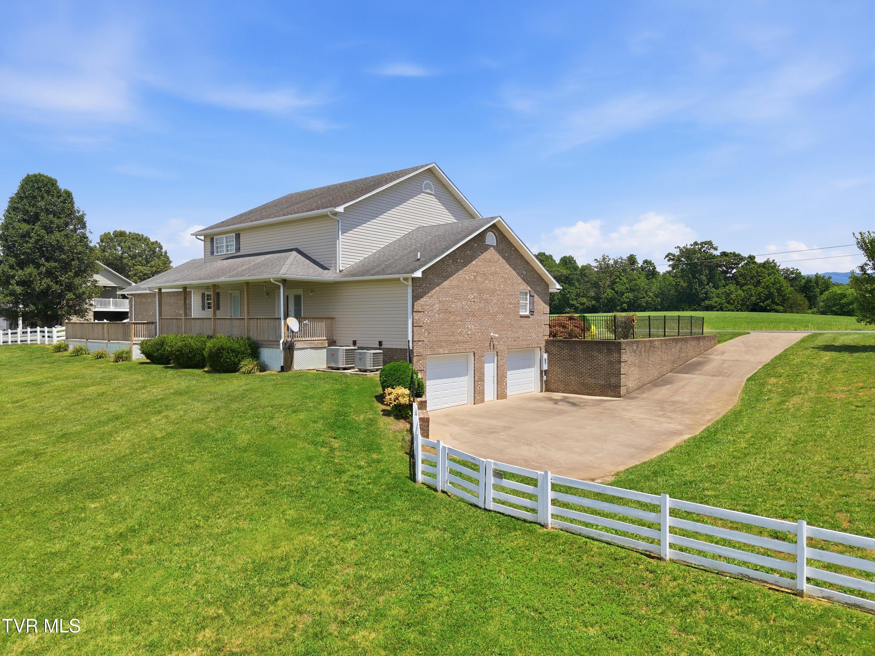 767 Possum Creek Road Greeneville, TN 37743 - Photo 58 of 69 8_767_possum_creek_rd_0007