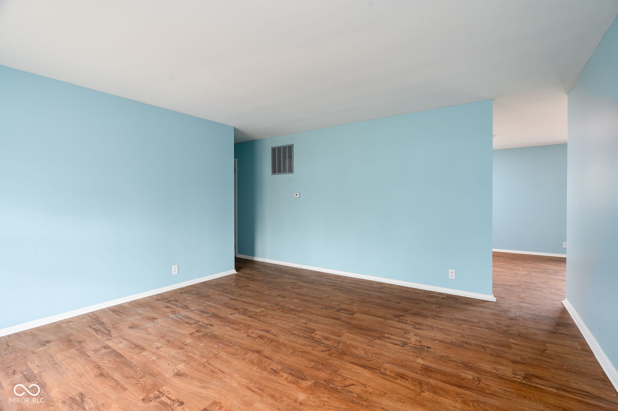 8704 Montery Road Indianapolis, IN 46226 - Photo 8 of 21