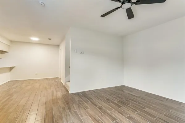 $184,500 | 2321 Torrington Drive, Unit D, Arlington, TX 76012