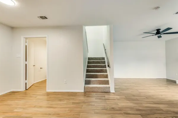 $184,500 | 2321 Torrington Drive, Unit D, Arlington, TX 76012