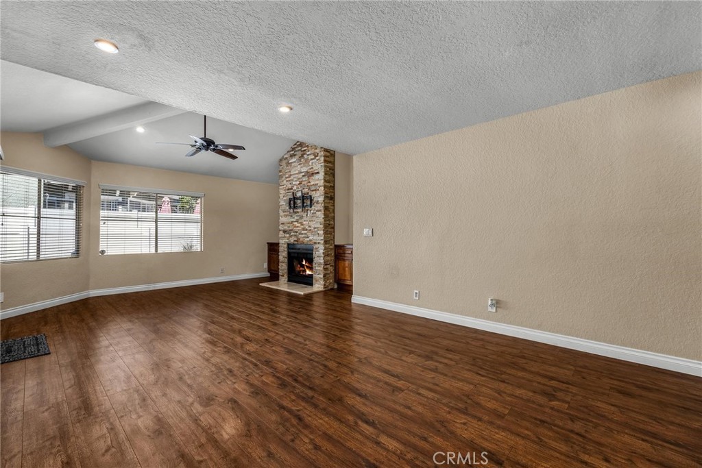 1906 Rory Lane, Unit 5 Simi Valley, CA 93063 - Photo 5 of 32 LR with fireplace