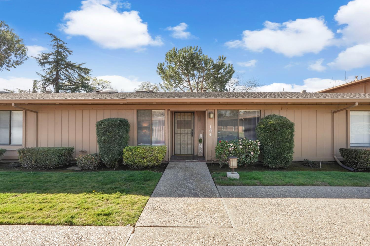 1077 Rivara Road, Unit 104 Stockton, CA 95207 - Photo 5 of 25