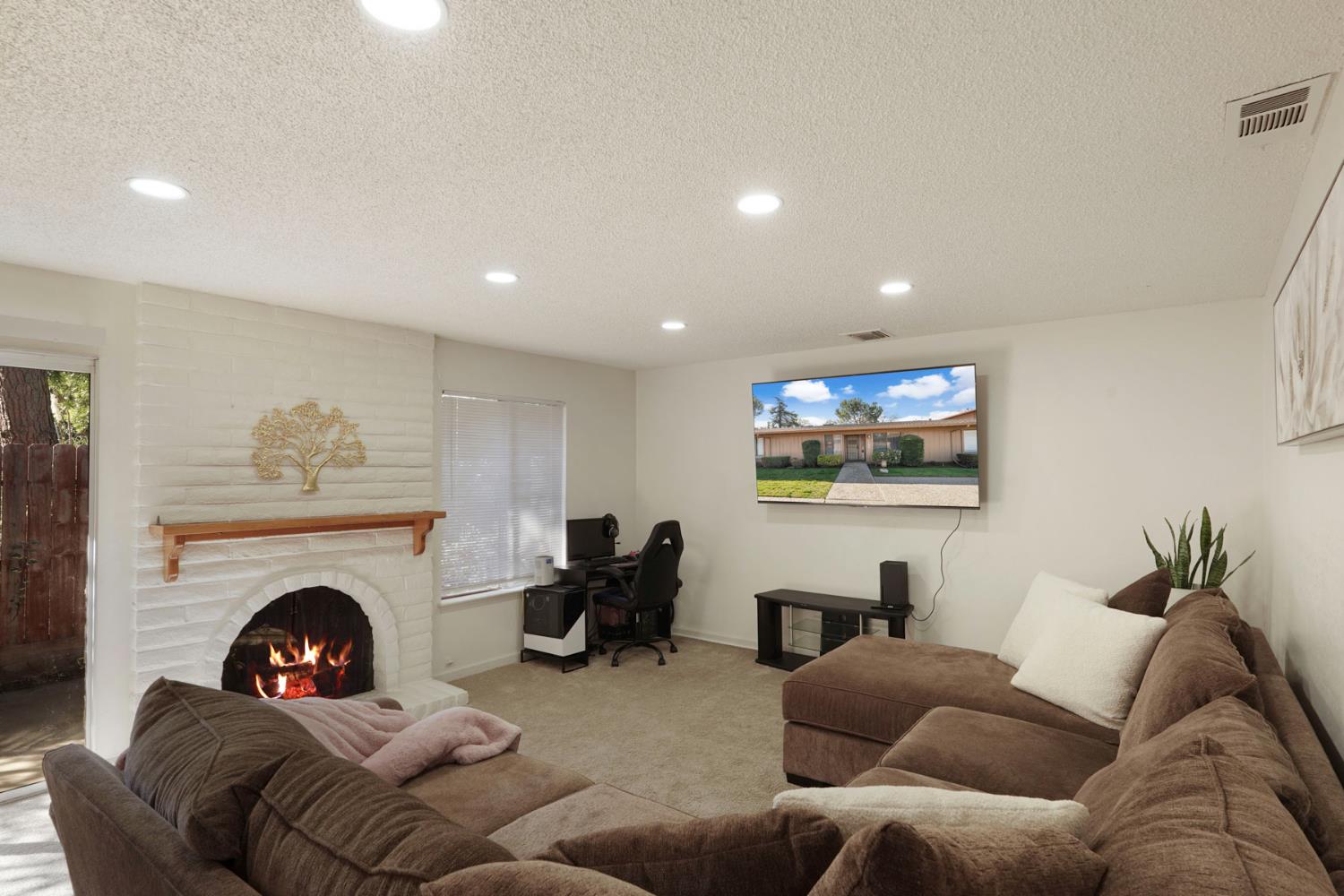 1077 Rivara Road, Unit 104 Stockton, CA 95207 - Photo 7 of 25