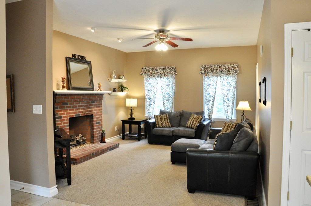 156 Morgan Road Northbridge, MA 01588 - Photo 7 of 29