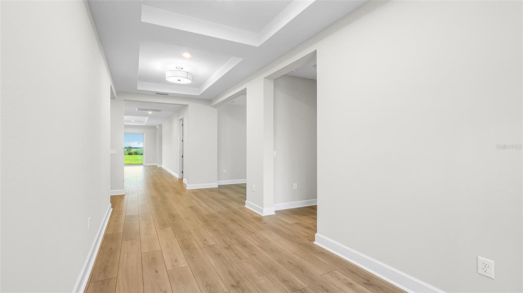 1613 Bellagio Loop Tavares, FL 32778 - Photo 4 of 40
