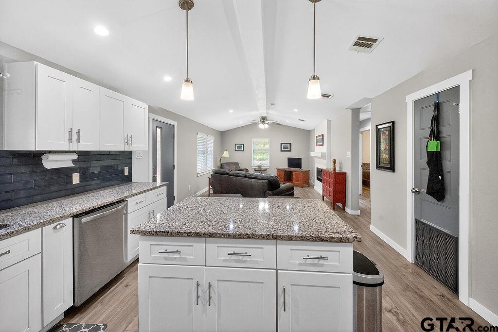 600 Bunny Rabbit Road Athens, TX 75751 - Photo 5 of 19 Gallery Image 5