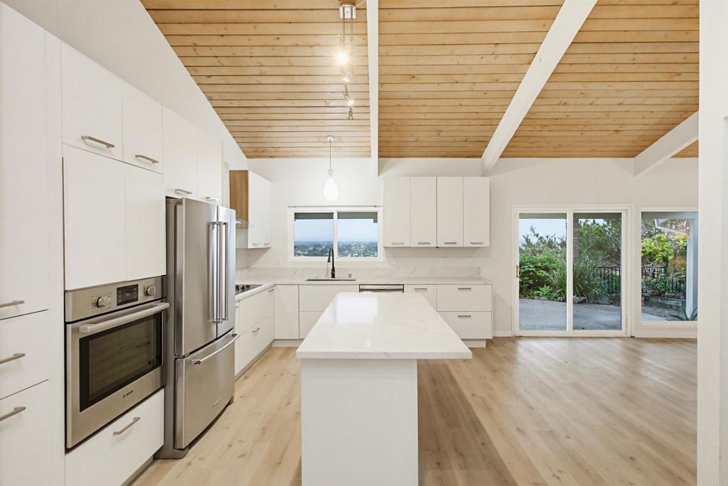5605 Soledad Mountain Road La Jolla, CA 92037 - Photo 18 of 46