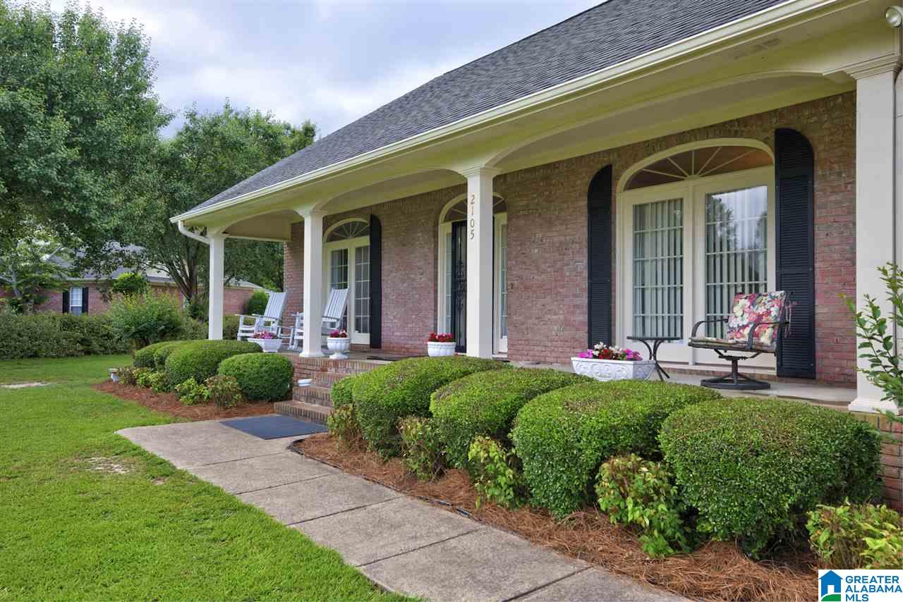 2105 Quail Run Jasper, AL 35504 - Photo 2 of 24