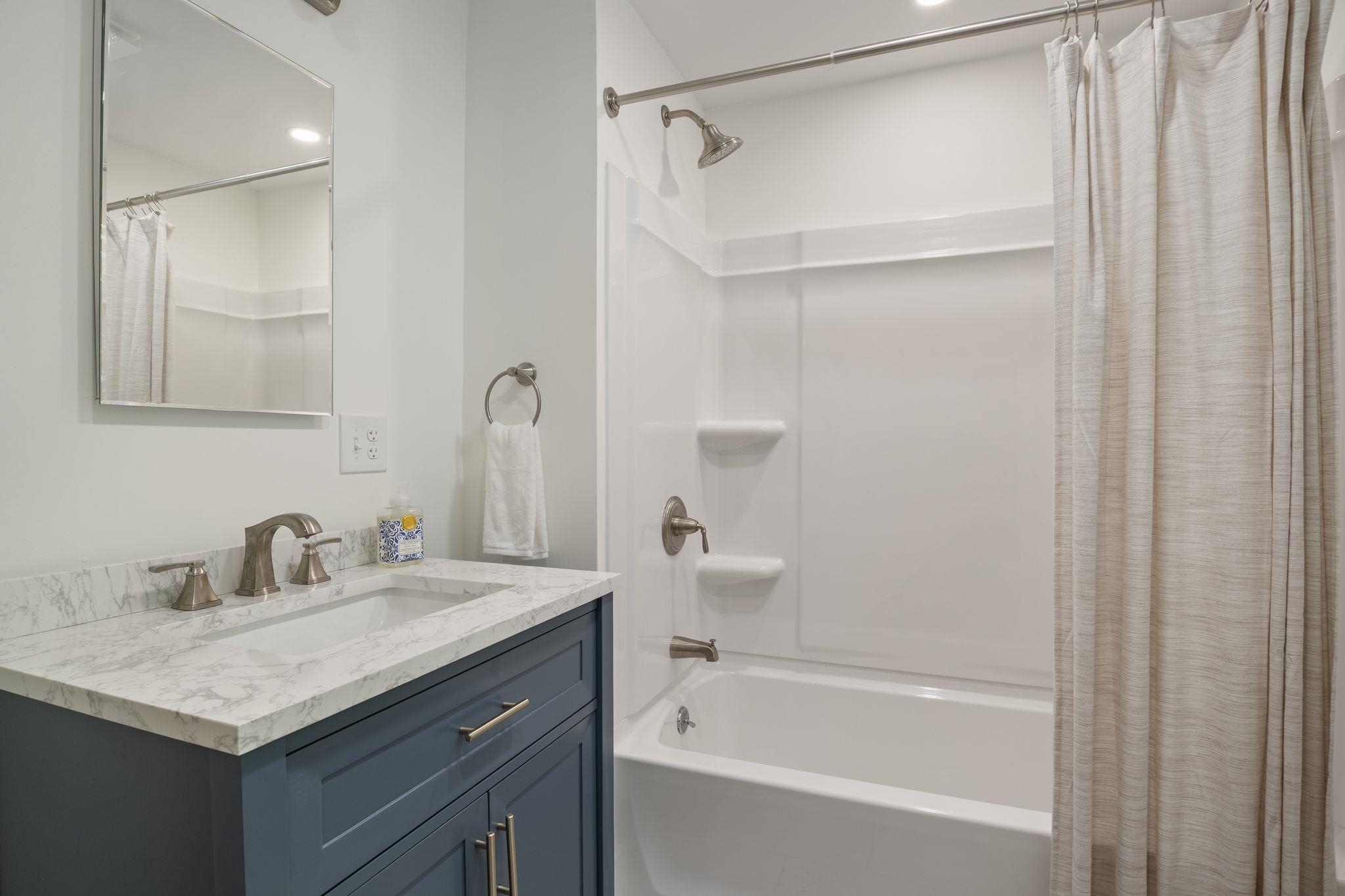 624 South Main Street Wolfeboro, NH 03894 - Photo 25 of 45