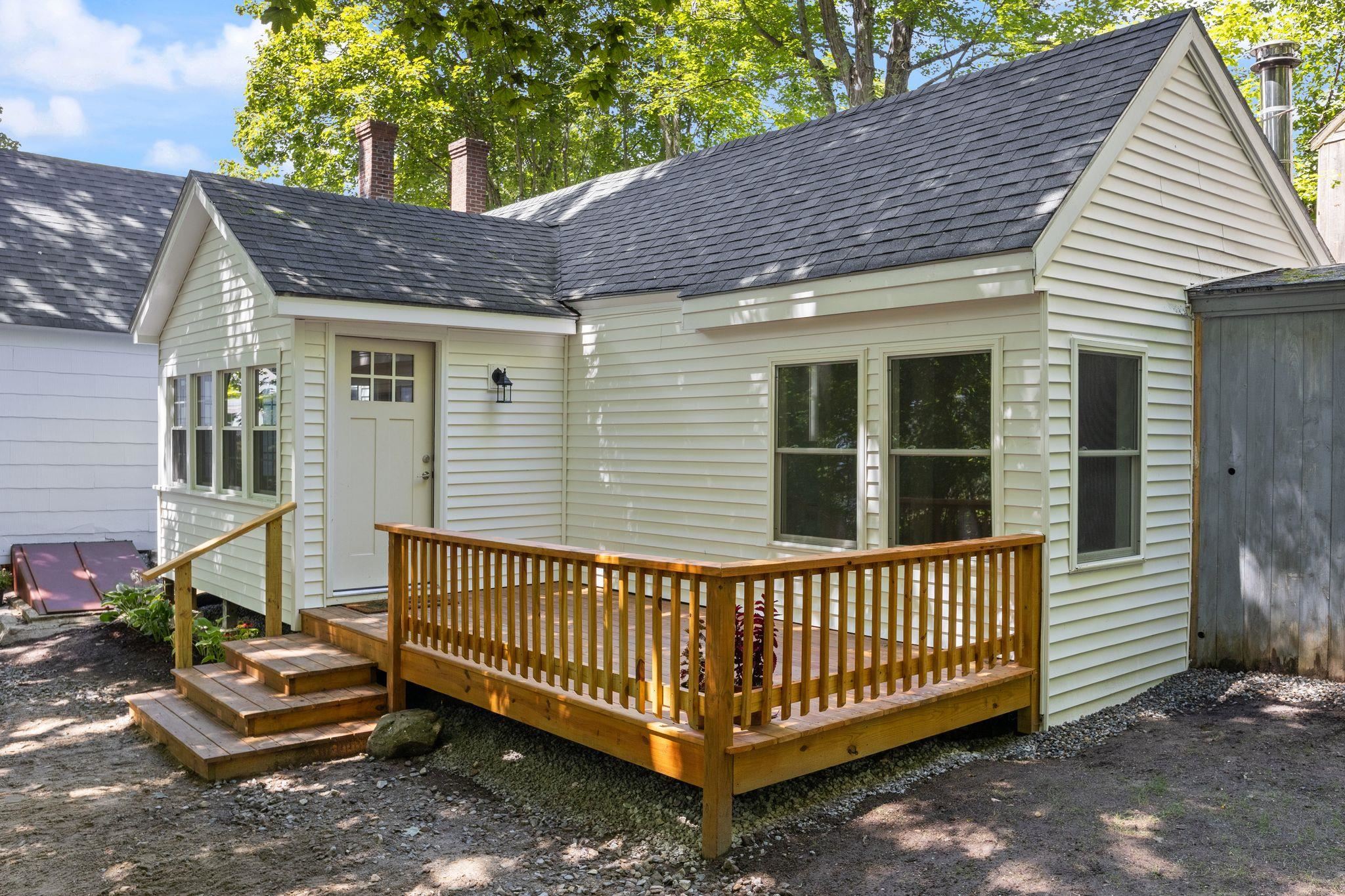 624 South Main Street Wolfeboro, NH 03894 - Photo 5 of 45