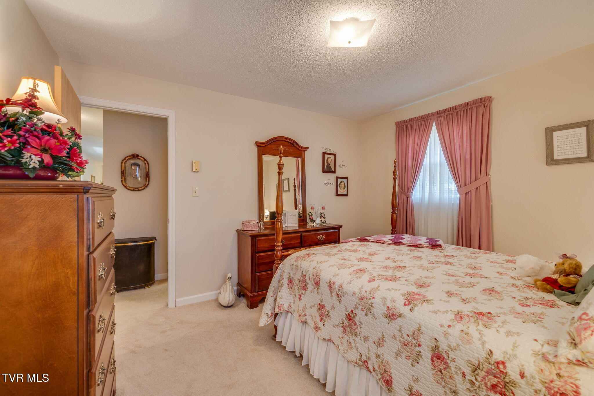 142 Freedom Road Bristol, VA 24201 - Photo 21 of 43 020