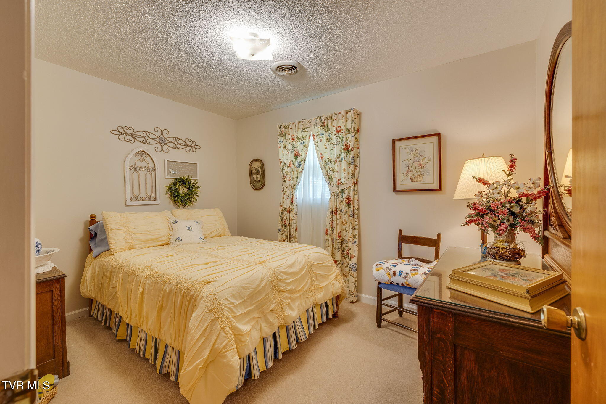 142 Freedom Road Bristol, VA 24201 - Photo 24 of 43 023