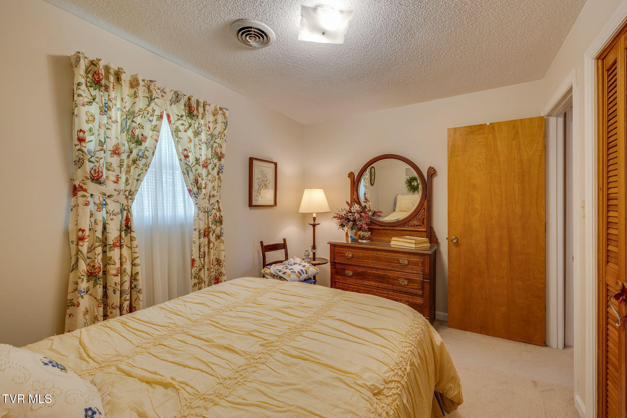 142 Freedom Road Bristol, VA 24201 - Photo 26 of 43 025