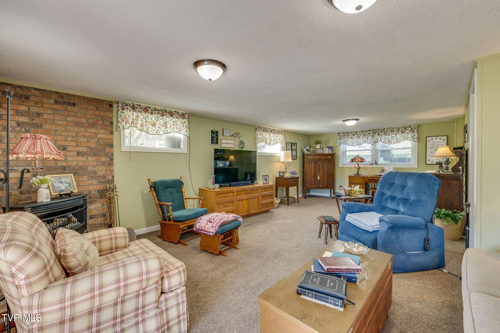 142 Freedom Road Bristol, VA 24201 - Photo 30 of 43 029