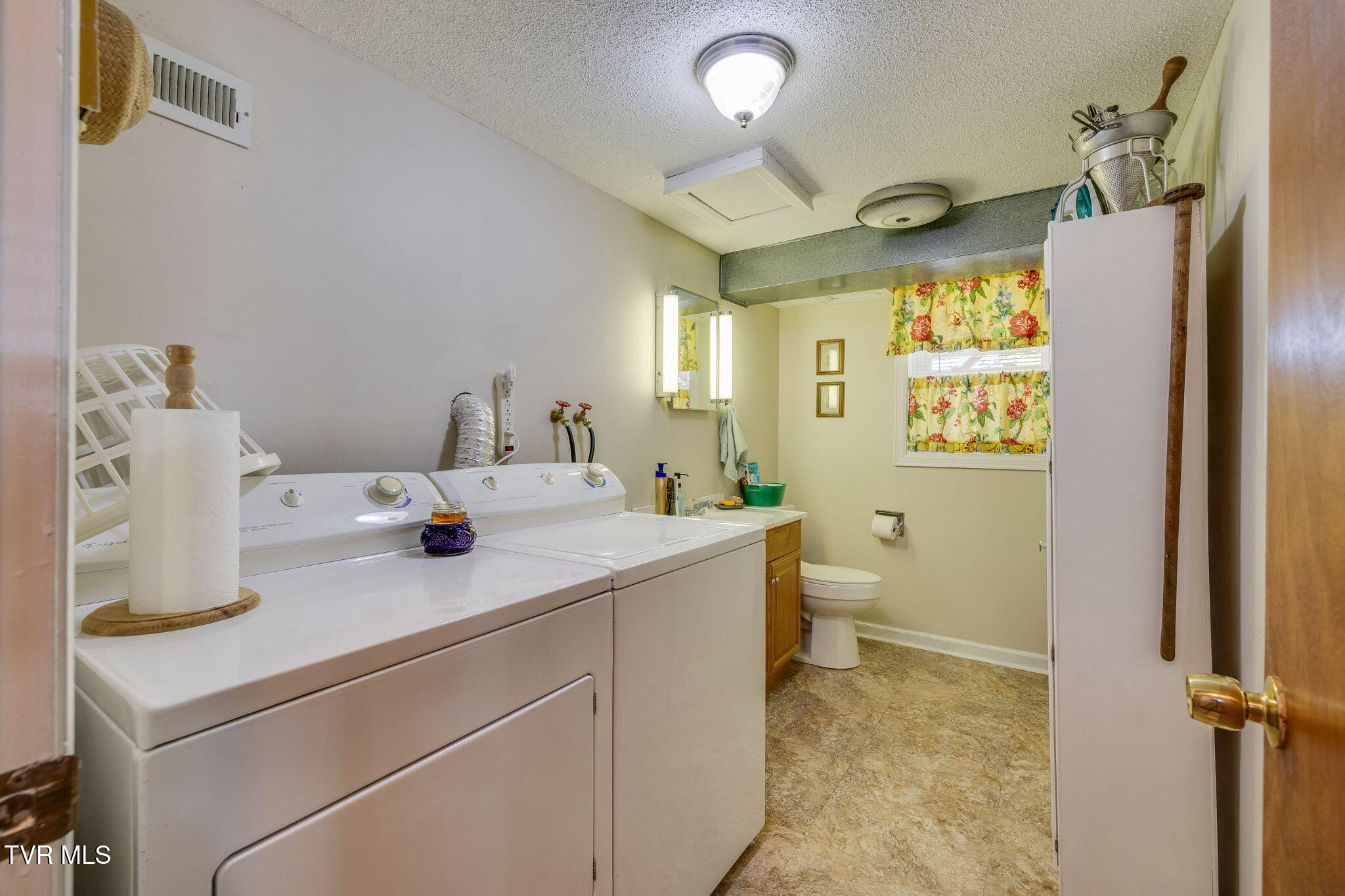 142 Freedom Road Bristol, VA 24201 - Photo 31 of 43 030