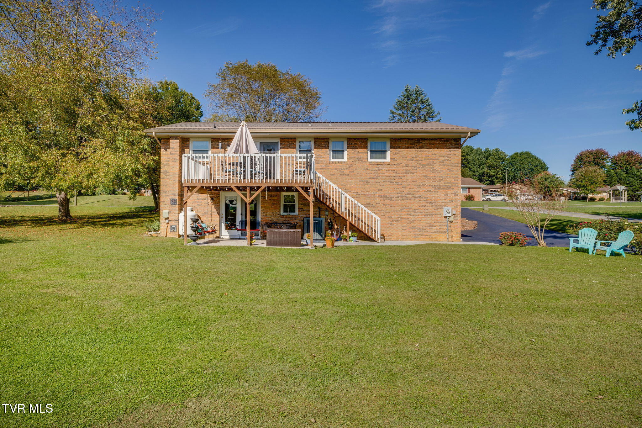 142 Freedom Road Bristol, VA 24201 - Photo 35 of 43 034