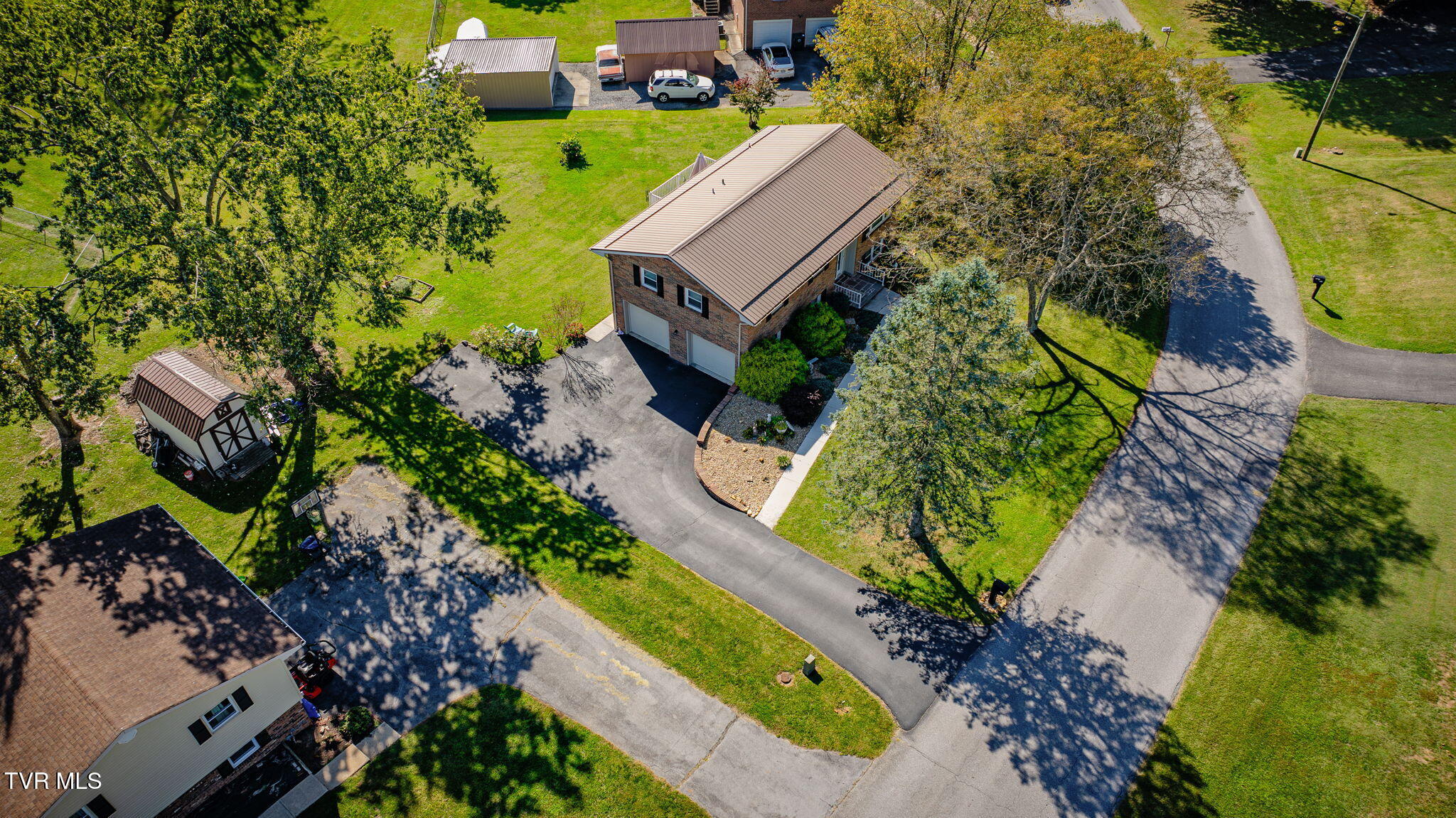 142 Freedom Road Bristol, VA 24201 - Photo 39 of 43 102