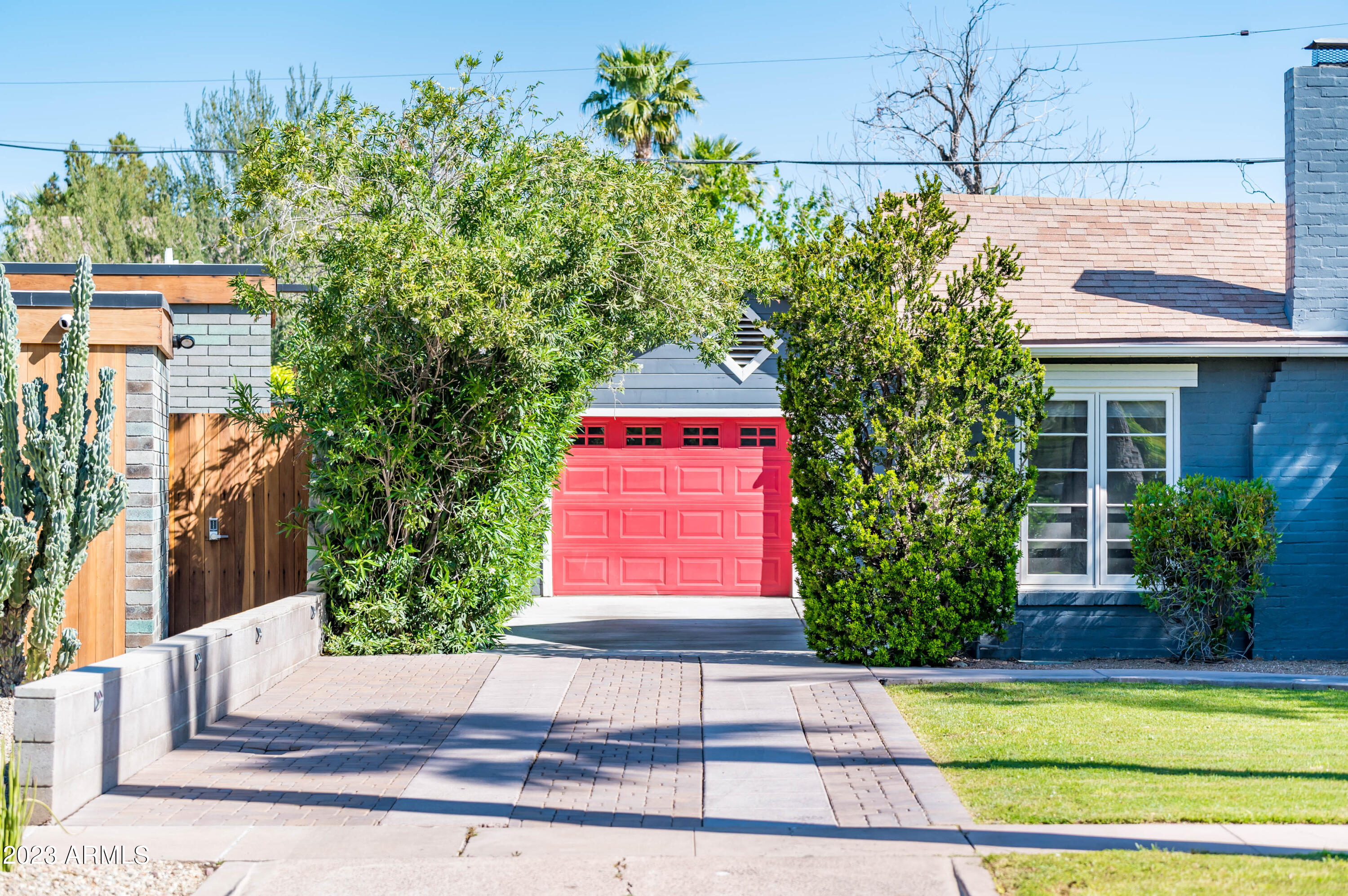 1502 East Cheery Lynn Road Phoenix, AZ 85014 - Photo 12 of 51 Darling!
