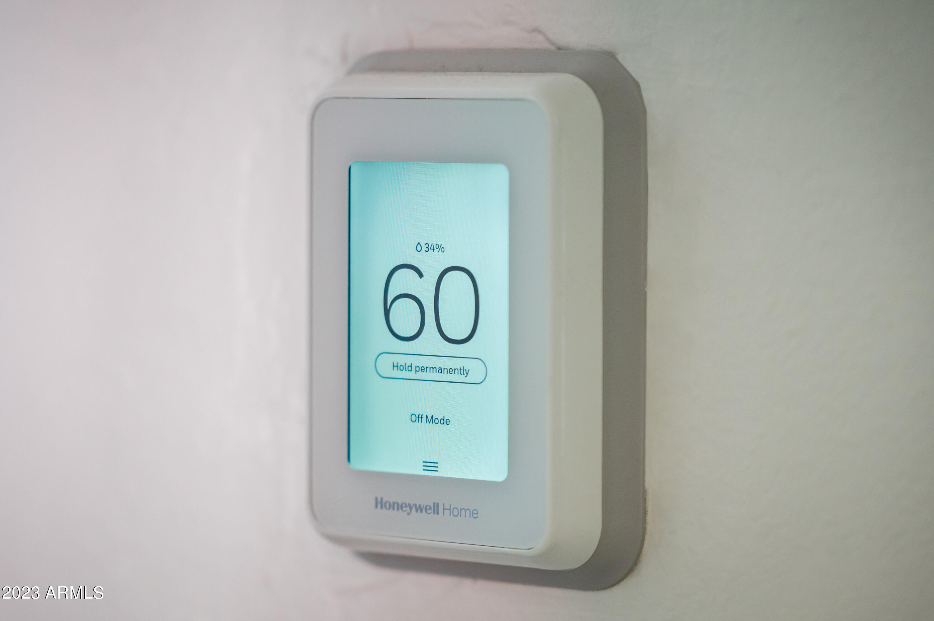 1502 East Cheery Lynn Road Phoenix, AZ 85014 - Photo 38 of 51 Programmable Thermostat