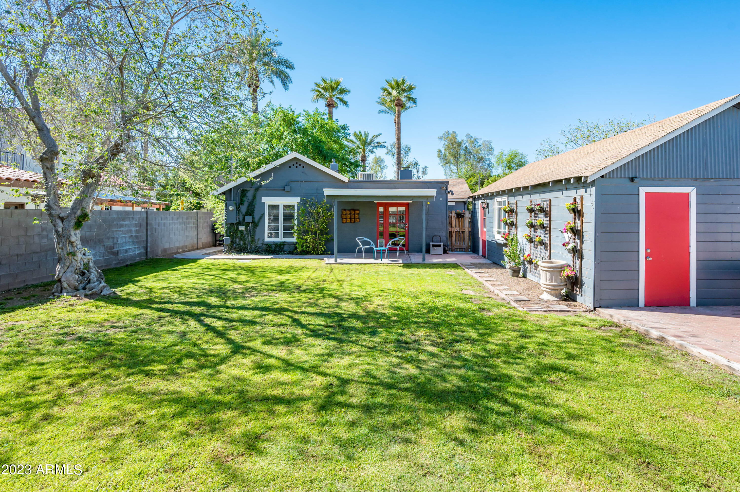 1502 East Cheery Lynn Road Phoenix, AZ 85014 - Photo 45 of 51 View south