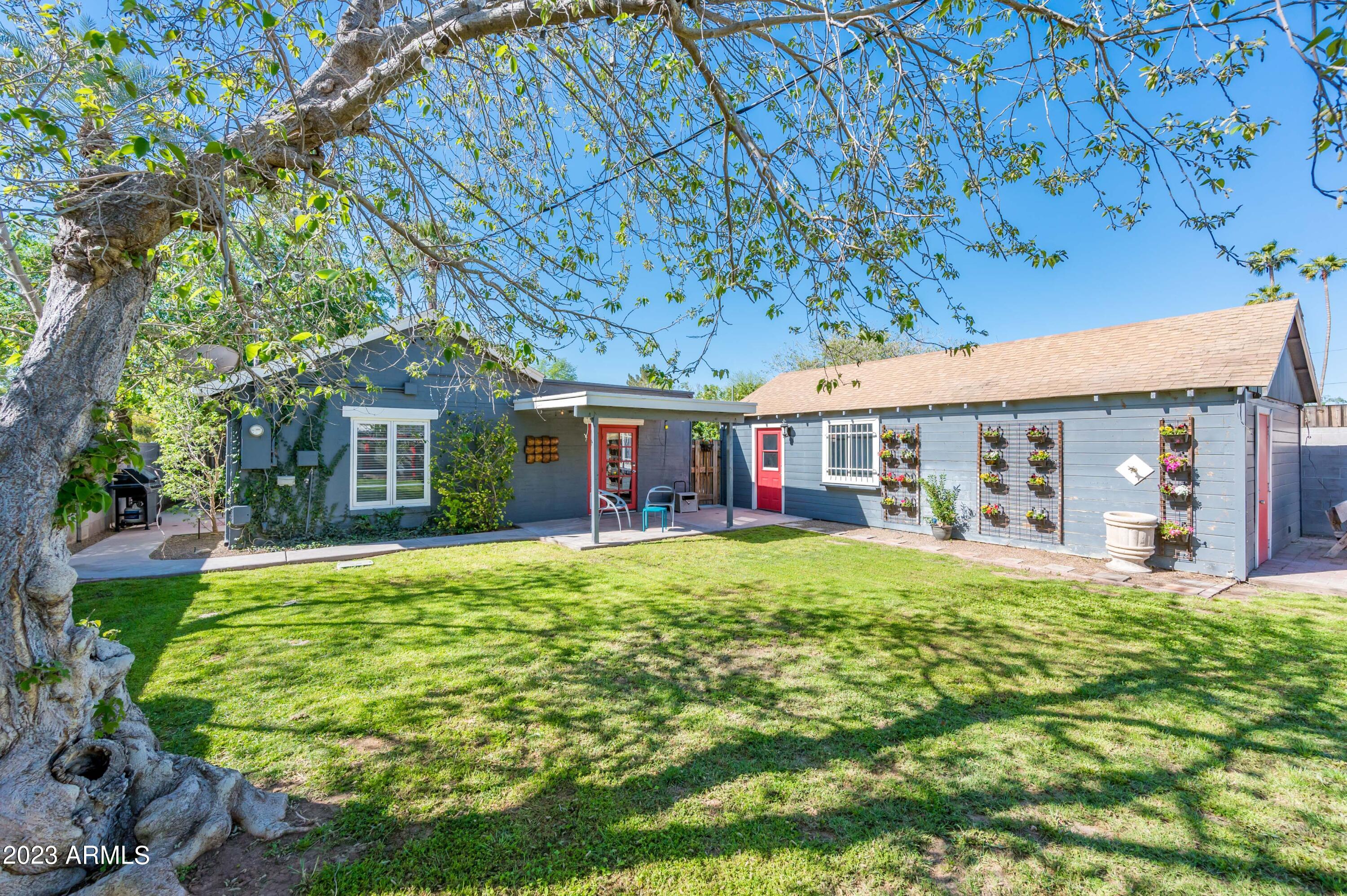 1502 East Cheery Lynn Road Phoenix, AZ 85014 - Photo 6 of 51 Beautiful Backyard