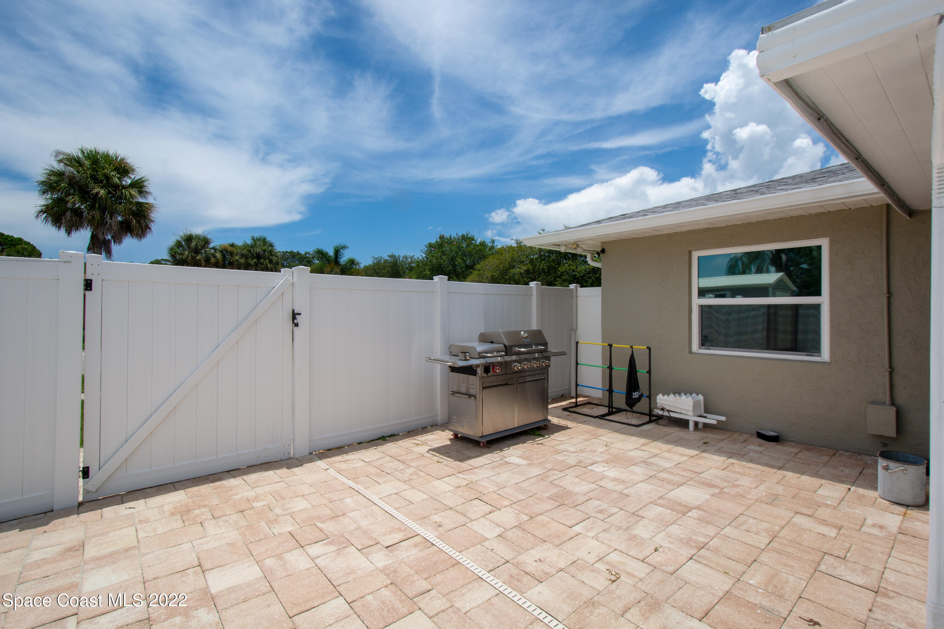 1870 Tallpine Road Melbourne, FL 32935 - Photo 25 of 29 Grill Area